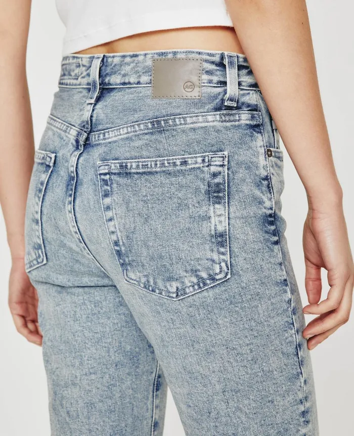 AG Jeans Kinsley Moonwash High Desert Women Denim AG Jeans Kinsley Moonwash High Desert Women Denim