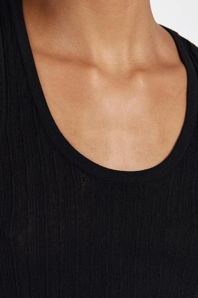 ALMA BLACK TEXTURED SCOOP KNIT TANK Women DISSH Tanks