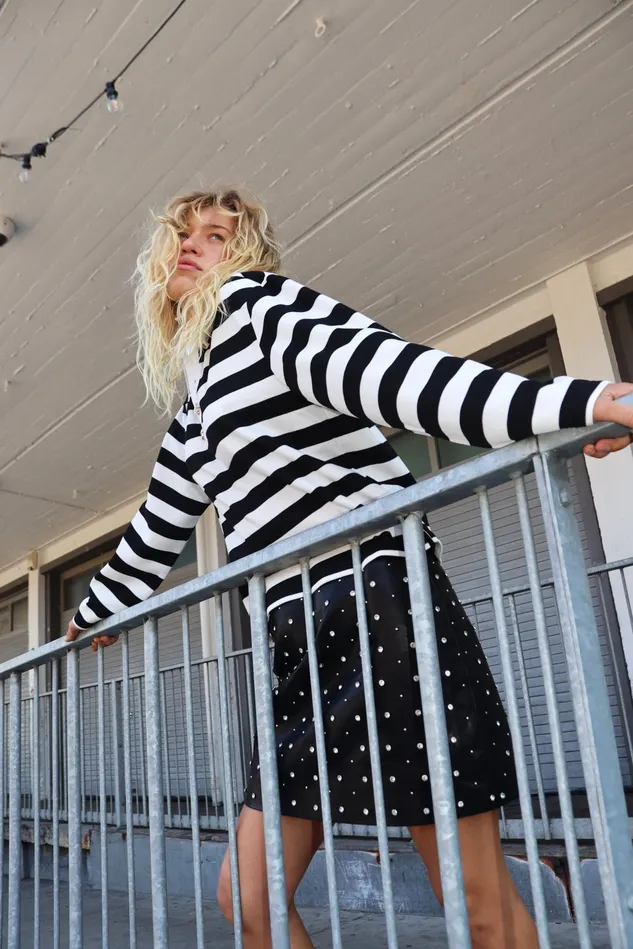Bea Blouse 8211 Black Stripe Women Cras Tops