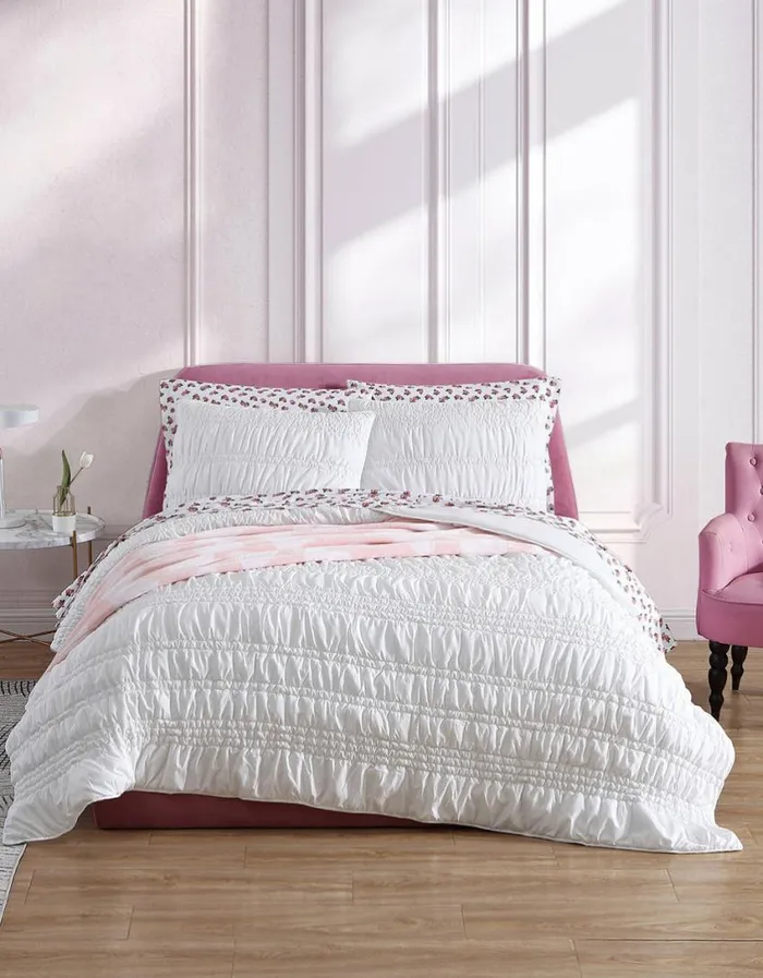 Betsey Johnson Women BETSEYS BOUDOIR SOLID WHITE FULL QUEEN QUILT SHAM SET MULTI