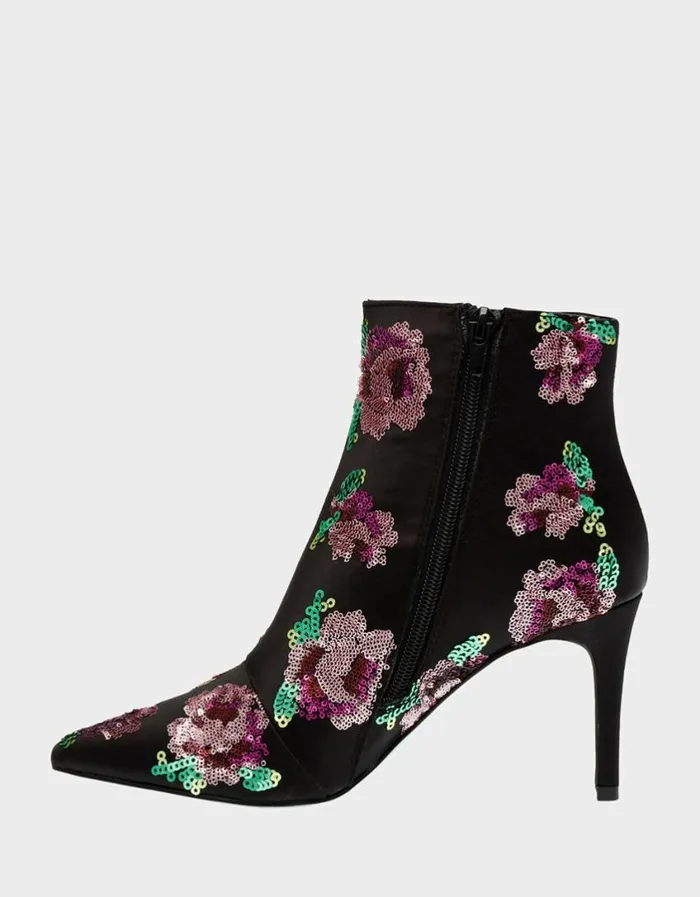 Betsey Johnson Women COPER BLACK