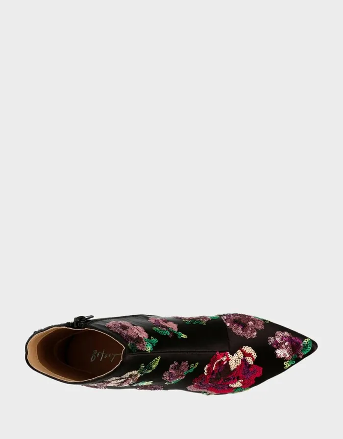 Betsey Johnson Women COPER BLACK