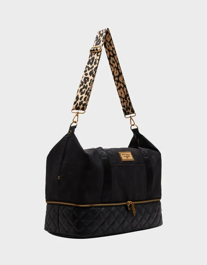 Betsey Johnson Women SKULLICIOUS WEEKENDER BAG BLACK Betsey Johnson Women SKULLICIOUS WEEKENDER BAG BLACK