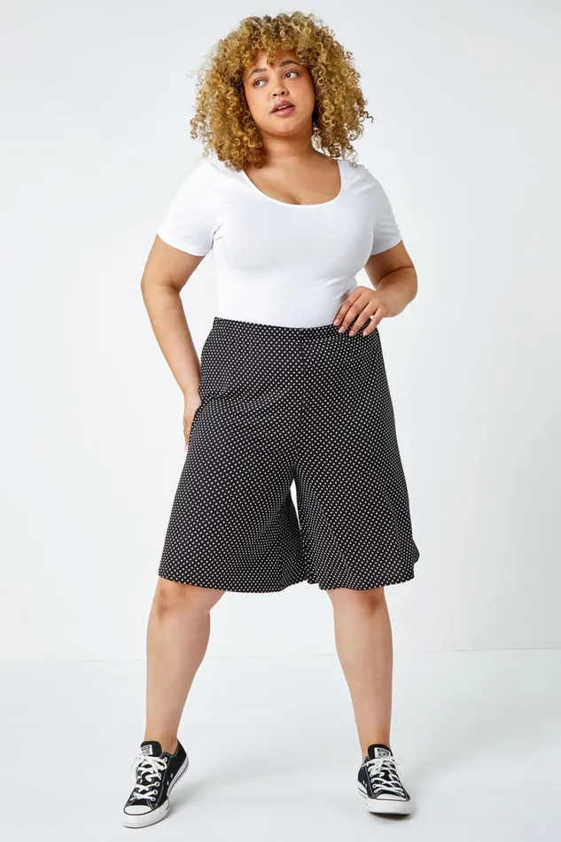 Black Curve Polka Dot Elastic Waist Stretch Shorts Women Roman Shorts
