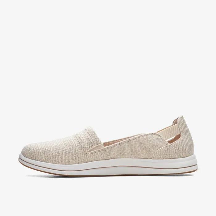 Breeze Step II Natural Interest Women Clarks Flats