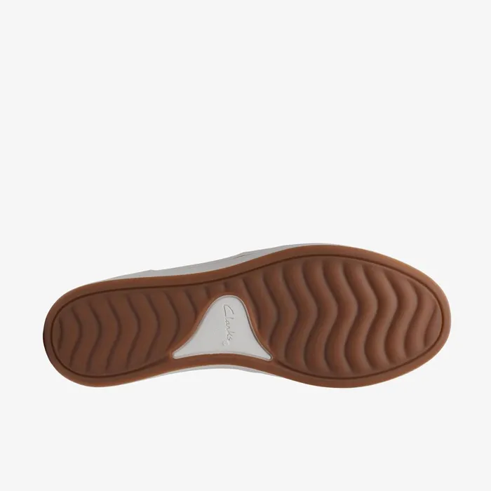 Breeze Step II Natural Interest Women Clarks Flats