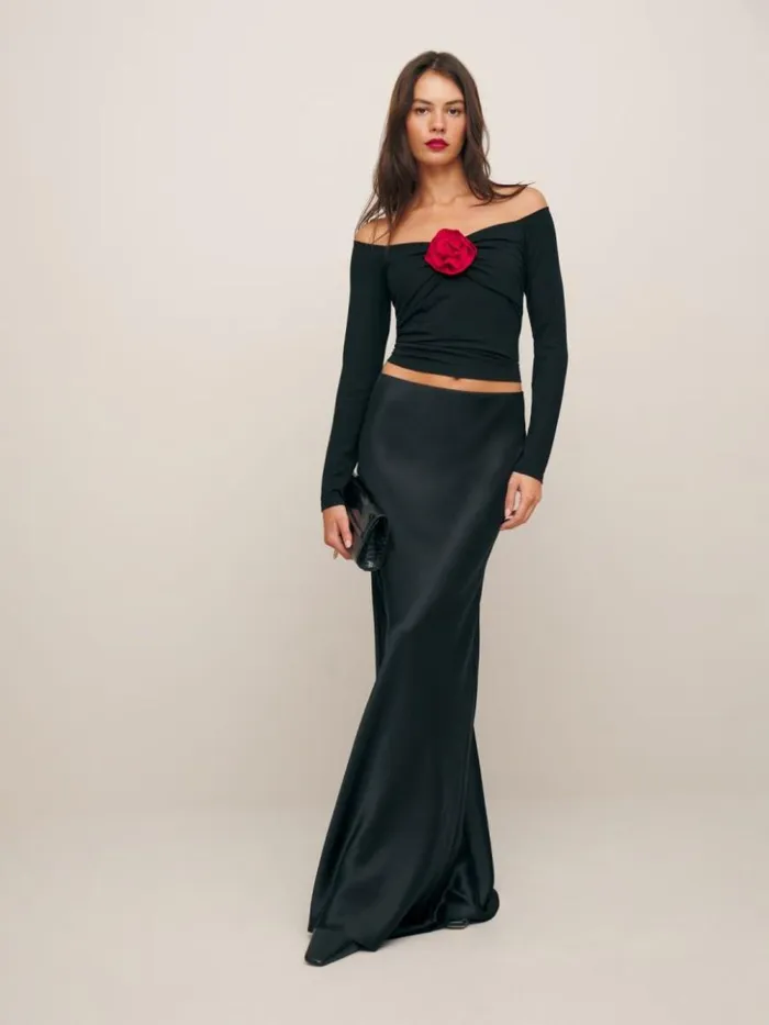 Clothing The Reformation Shaye Knit Top Black And Red
