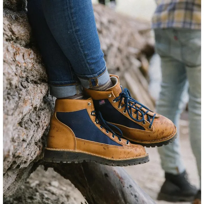 Danner Boots Light Cascade 8211 MenWomen