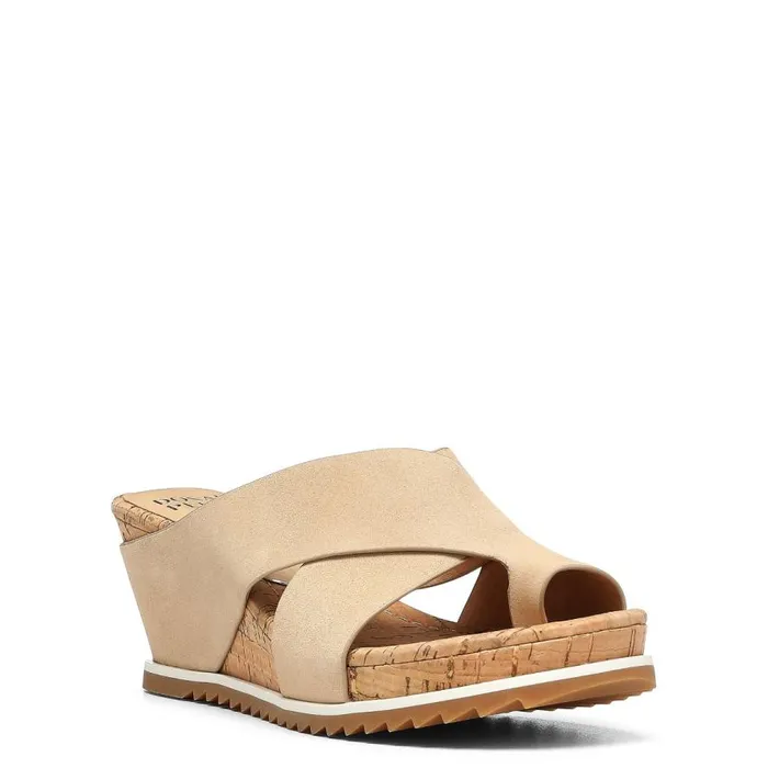 Donald Pliner Casual SISU Sand 8211 Women Donald Pliner Casual SISU Sand 8211 Women