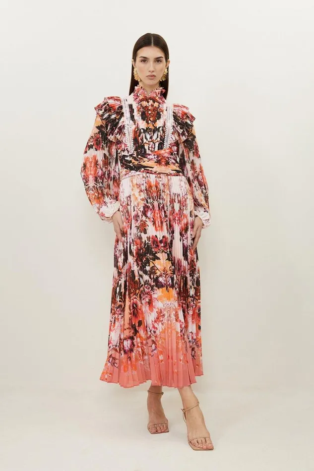 Dresses Women Karen Millen Mirrored Floral Print Pleated Woven Maxi Dress Floral Dresses Women Karen Millen Mirrored Floral Print Pleated Woven Maxi Dress Floral