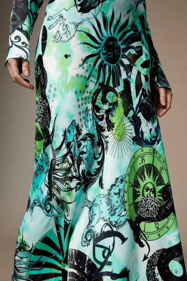 Dresses Women Karen Millen Petite British Museum Star Mapped Batwing Dress Green