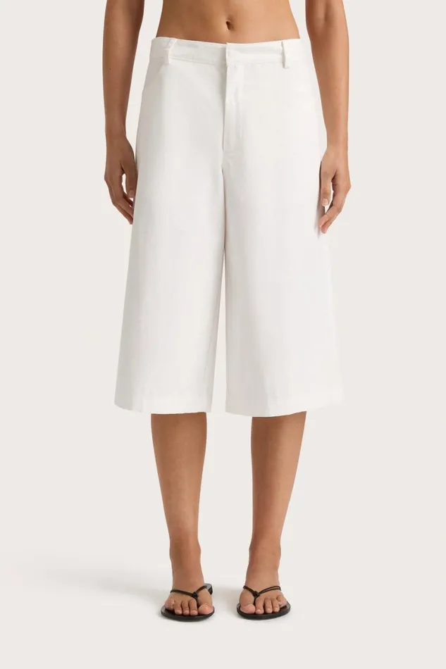 Faithfull The Brand Skirts and Shorts Cassis Short White 8211 Women Faithfull The Brand Skirts and Shorts Cassis Short White 8211 Women