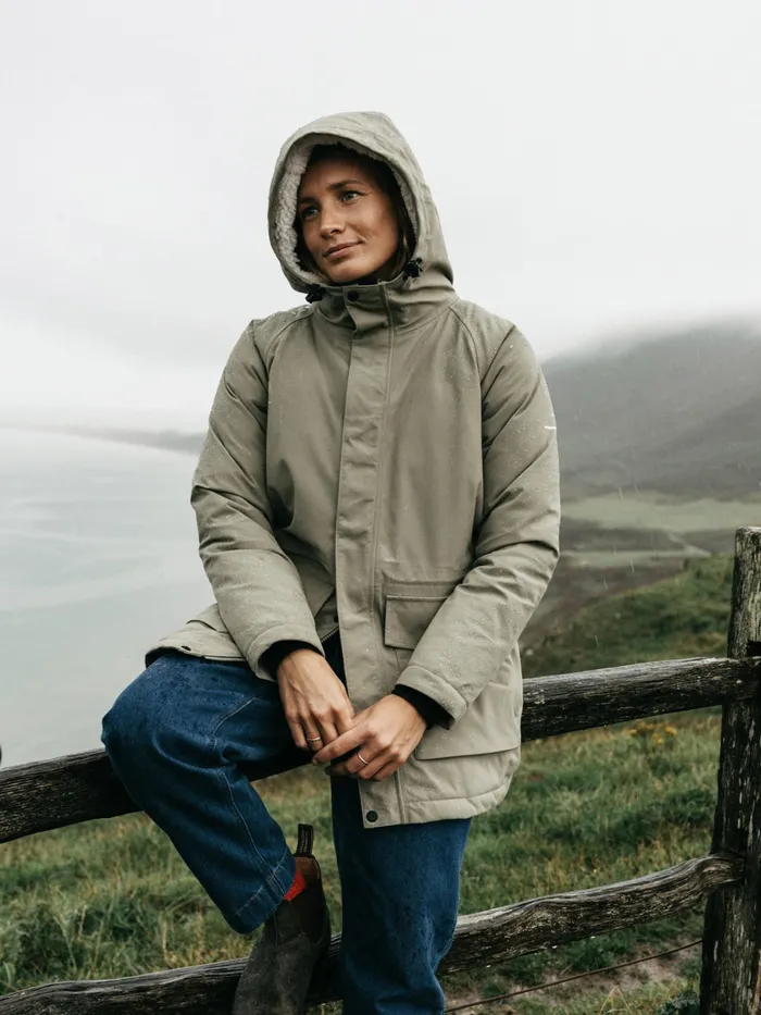 Finisterre Jackets and Coats Women Vellus Parka Jacket Willow Green