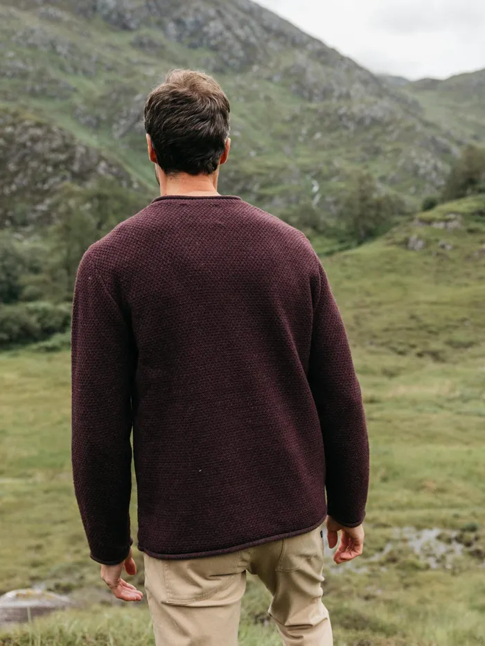 Finisterre Knitwear Men Barents Sweater Black Cherry