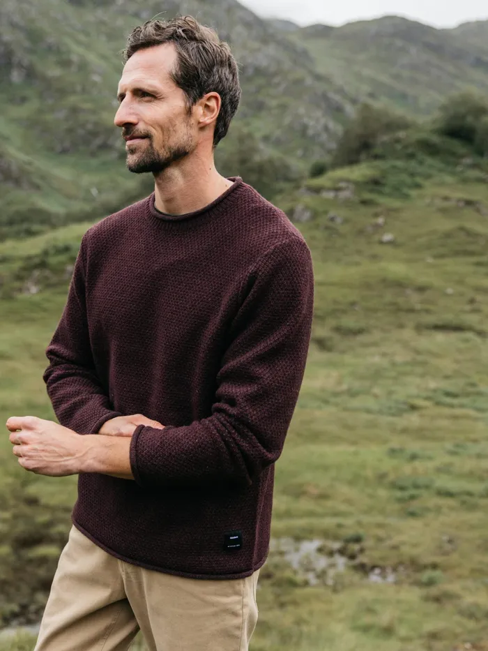 Finisterre Knitwear Men Barents Sweater Black Cherry