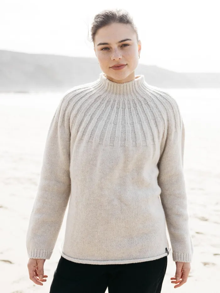 Finisterre Knitwear Women Stornoway Cable Yoke Sweater Oatmeal