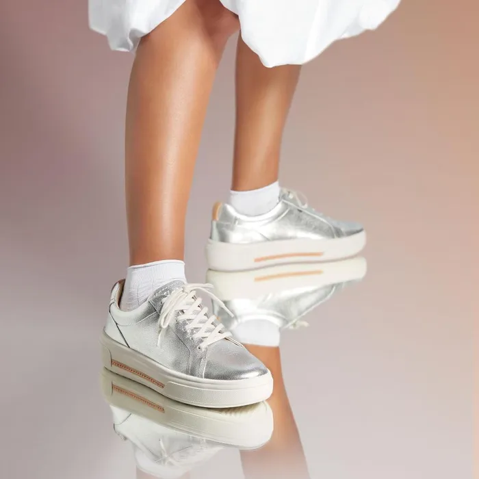 Hollyhock Walk Silver Leather Women Clarks Sneakers