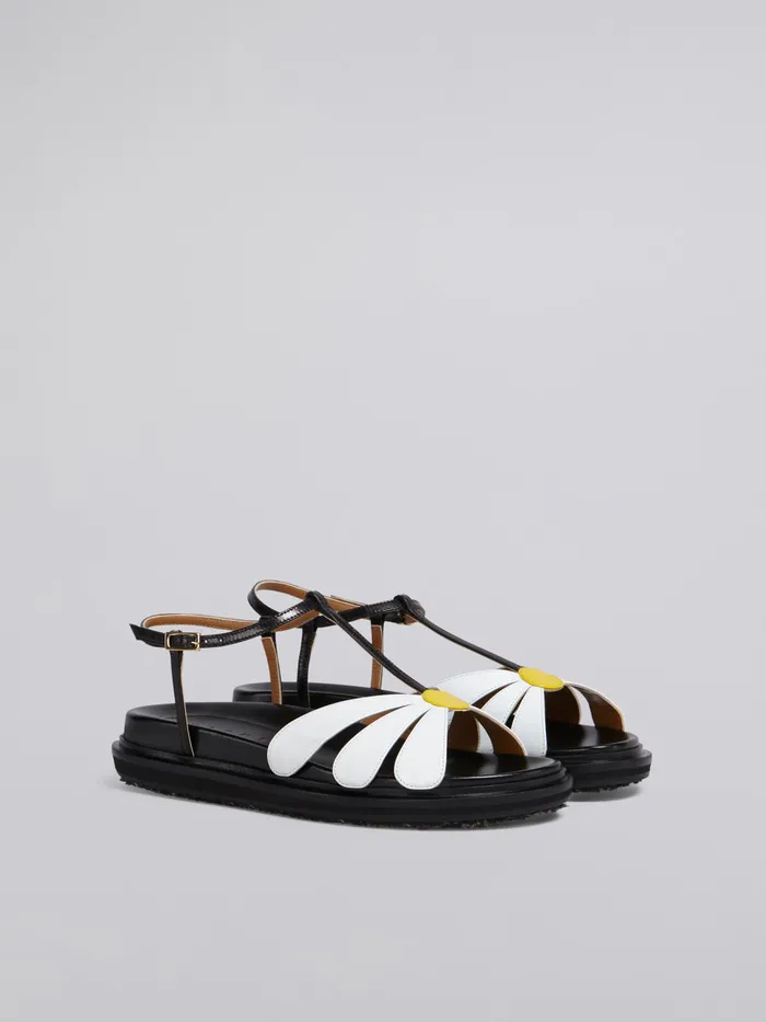 Marni Leather Flower Fussbett Lily White Womens Sandals and Wedges Marni Leather Flower Fussbett Lily White Womens Sandals and Wedges