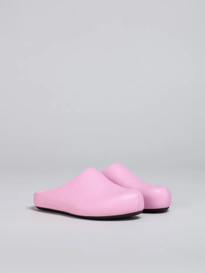 Marni Pink Leather Fussbett Sabot Rose Womens Sandals and Wedges Marni Pink Leather Fussbett Sabot Rose Womens Sandals and Wedges