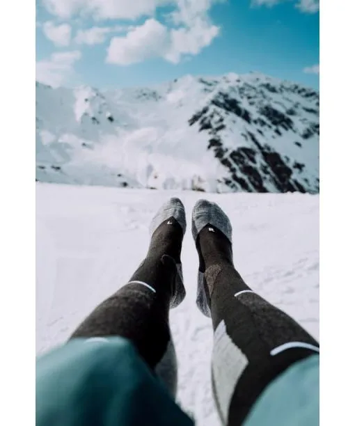 Men SK2 Intermediate Men Skiing Kneehigh Socks Dark Night FALKE Ski Socks