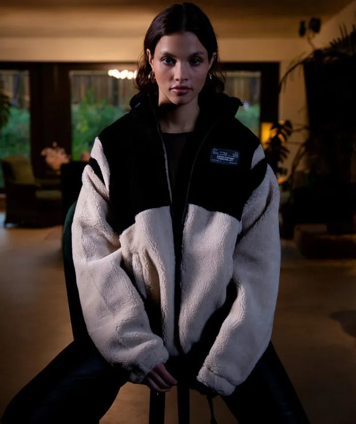 MenWomen JACKETS and FLEECE Vertere Berlin MOTION SHERPA JACKET 8211 SAND BLACK