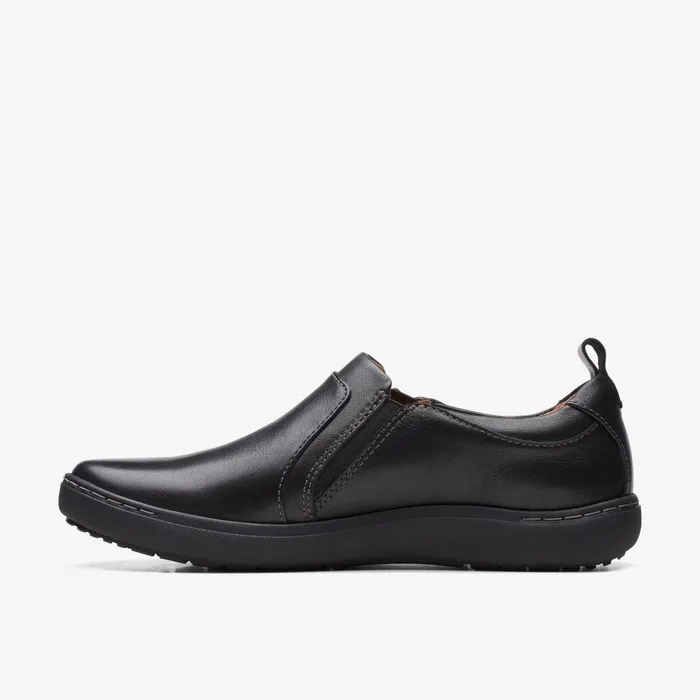 Nalle Lilac Black Leather Women Clarks Sneakers