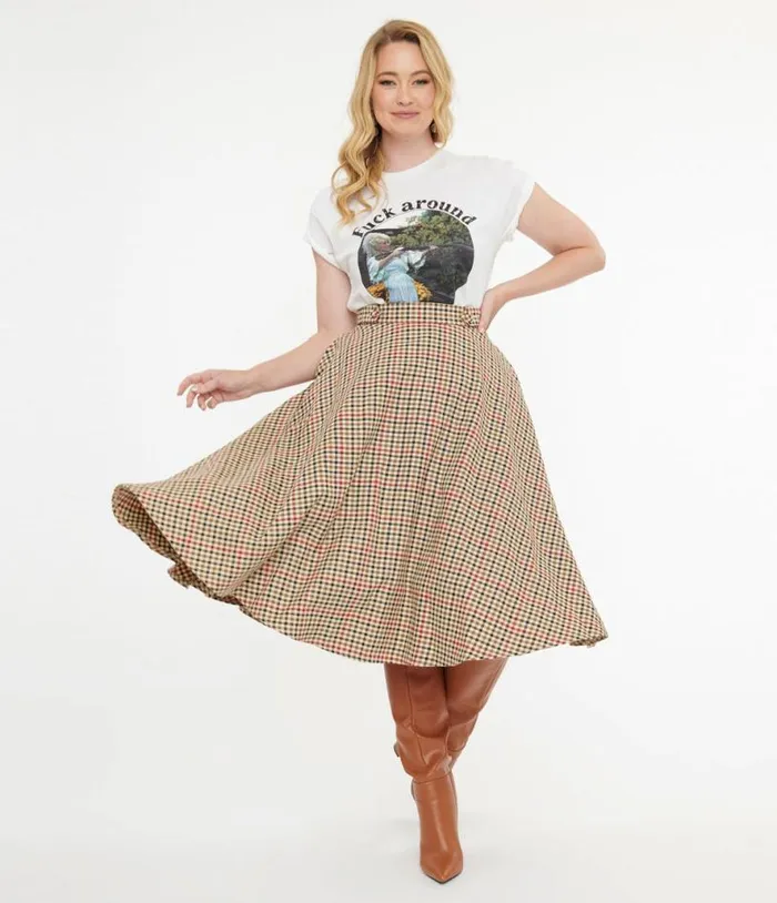 Royal Monk 1950s Beige and Black Check Hilda Swing Skirt Clothing Unique Vintage Skirts Royal Monk 1950s Beige and Black Check Hilda Swing Skirt Clothing Unique Vintage Skirts