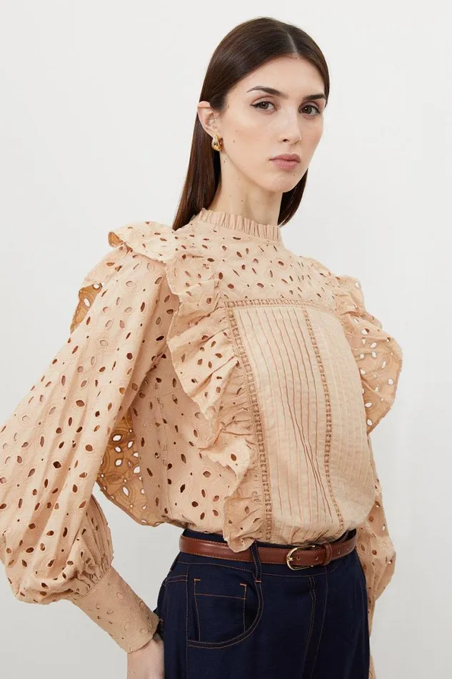 Shirts Women Karen Millen Embroidery Cutwork Frill Detail Woven Shirt Camel