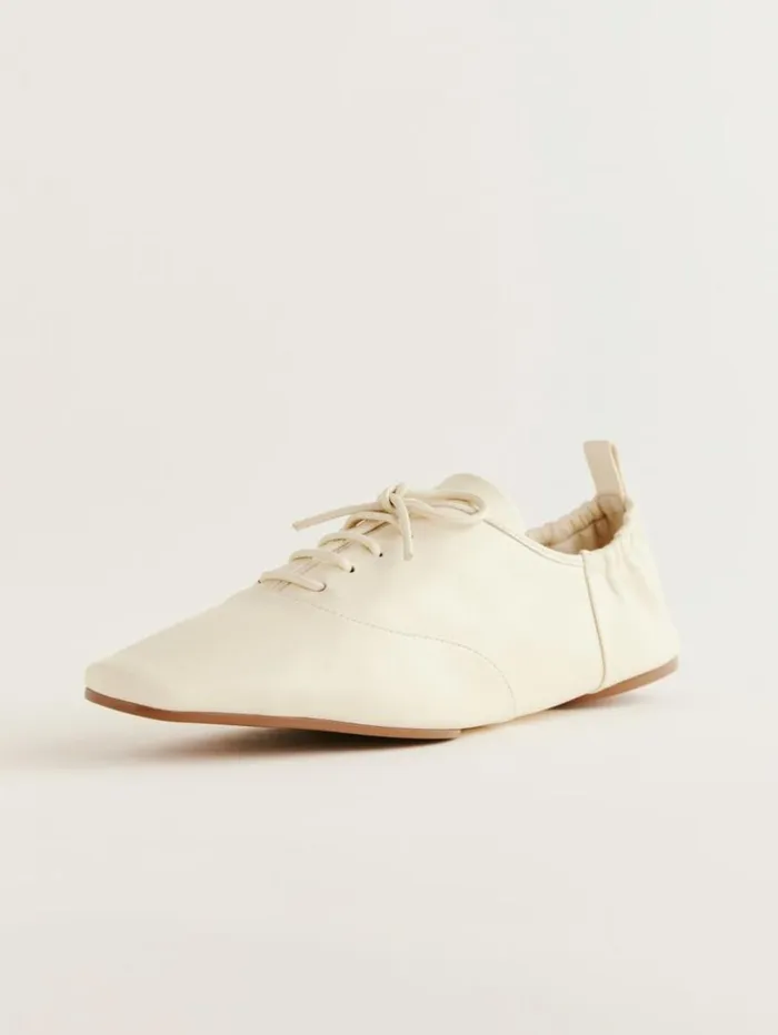 Shoes The Reformation Marie Laceup Oxford Cream Puff Leather