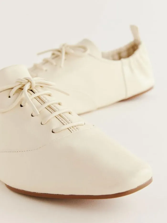 Shoes The Reformation Marie Laceup Oxford Cream Puff Leather