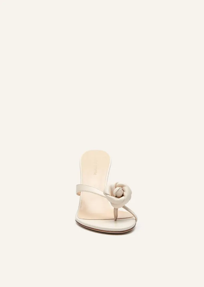 Shop Magda Butrym Shoes Wedge Flower Sandals In Cream Leather Shop Magda Butrym Shoes Wedge Flower Sandals In Cream Leather