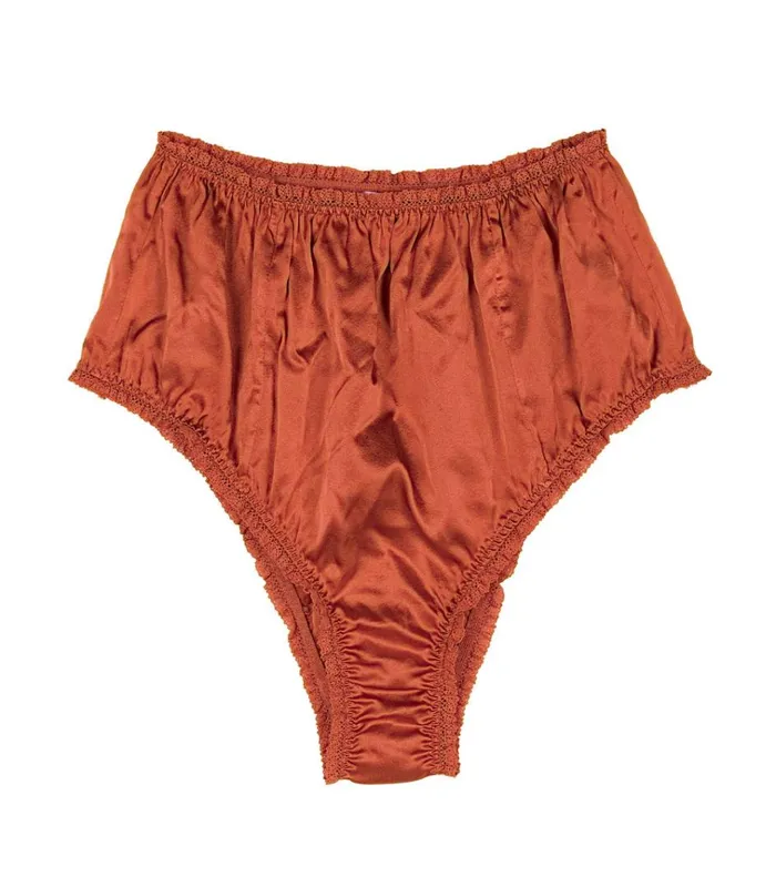 Shop NAOMI BRIEF Redbud DEN Den Delicates