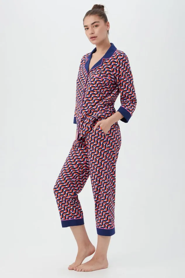 SHOP Trina Turk WOMEN039S SLEEPWEAR GEO RAINBOW WOMEN039S 34SLEEVE CROPPED PANT JERSEY PJ SET
