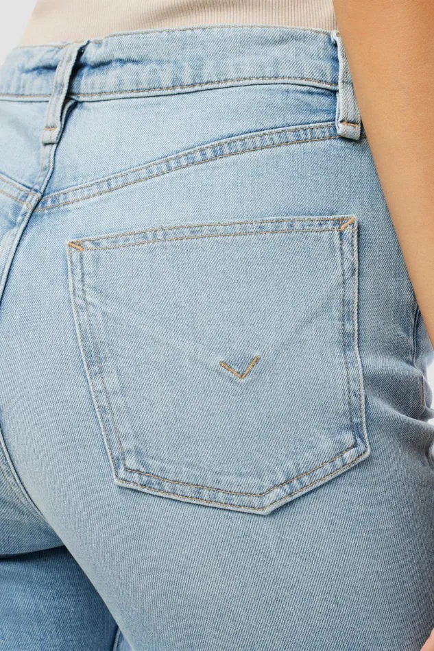 Straight Women Hudson Jeans Jade HighRise Straight Loose Fit Jean Free Mind Straight Women Hudson Jeans Jade HighRise Straight Loose Fit Jean Free Mind