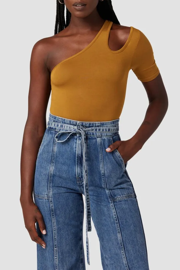 Tops and Sweaters Women Hudson Jeans Short Sleeve Asymmetrical Bodysuit Desert Sand Tops and Sweaters Women Hudson Jeans Short Sleeve Asymmetrical Bodysuit Desert Sand