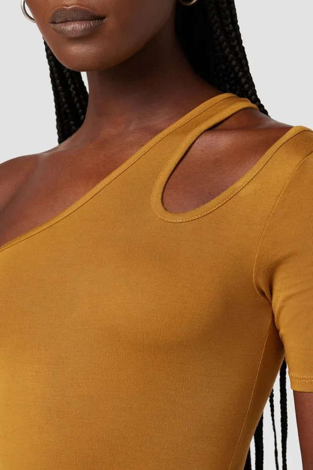 Tops and Sweaters Women Hudson Jeans Short Sleeve Asymmetrical Bodysuit Desert Sand Tops and Sweaters Women Hudson Jeans Short Sleeve Asymmetrical Bodysuit Desert Sand
