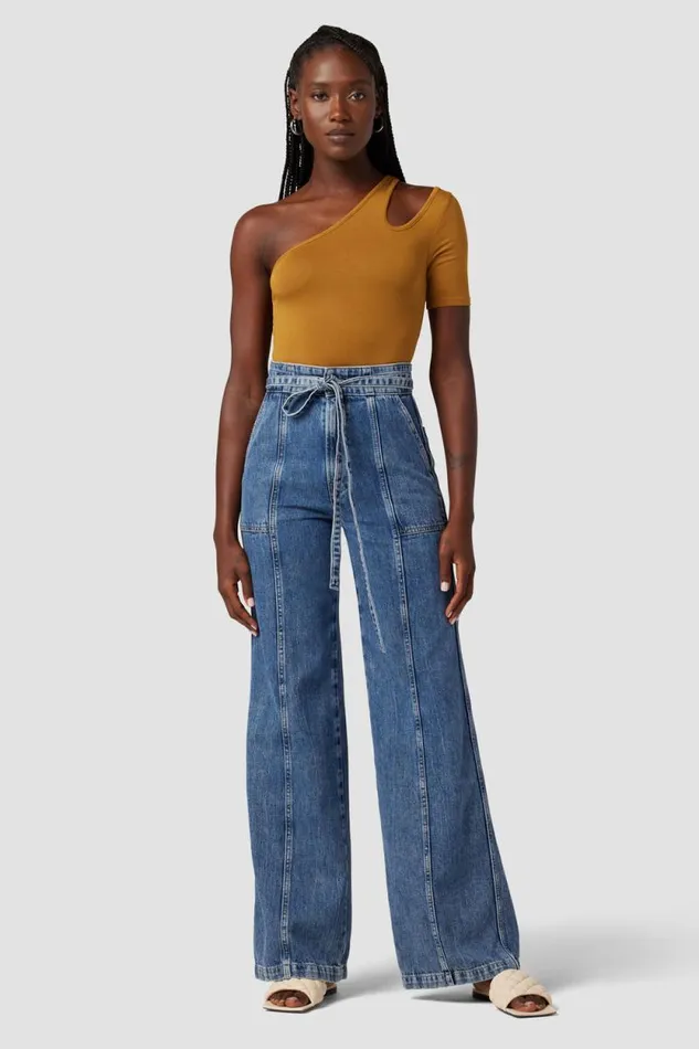 Tops and Sweaters Women Hudson Jeans Short Sleeve Asymmetrical Bodysuit Desert Sand Tops and Sweaters Women Hudson Jeans Short Sleeve Asymmetrical Bodysuit Desert Sand