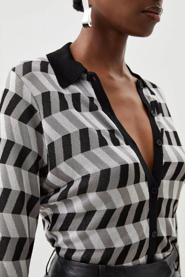 Tops Women Karen Millen Slinky Viscose Patterned Collared Knit Top Mono