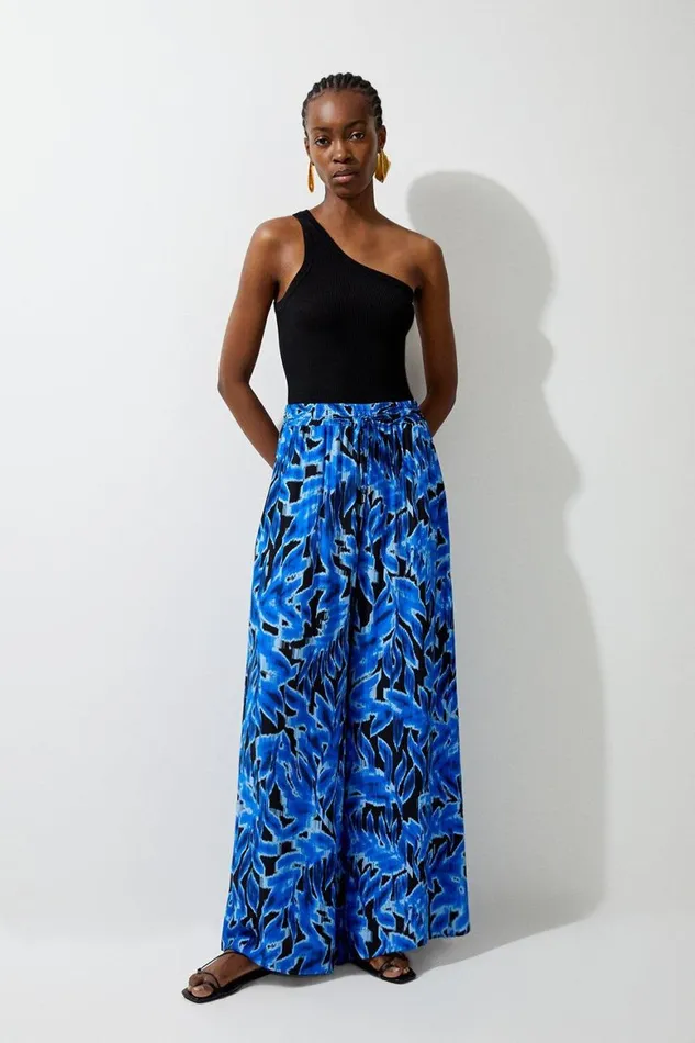 Trousers Women Karen Millen Blue Leaf Printed Woven Viscose Wide Leg Trousers Blue