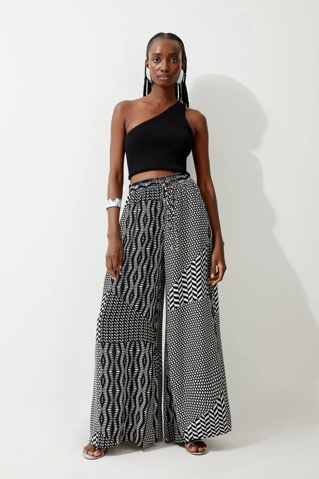 Trousers Women Karen Millen Geo Printed Morocain Woven Wide Leg Trousers Geo