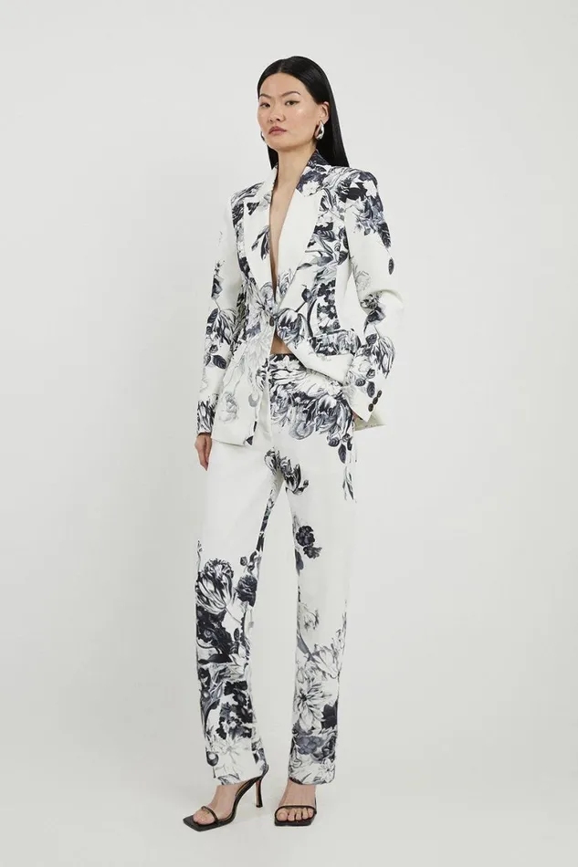 Trousers Women Karen Millen Tailored Crepe Printed Mono Floral Slim Leg Tailored Trousers Mono Trousers Women Karen Millen Tailored Crepe Printed Mono Floral Slim Leg Tailored Trousers Mono