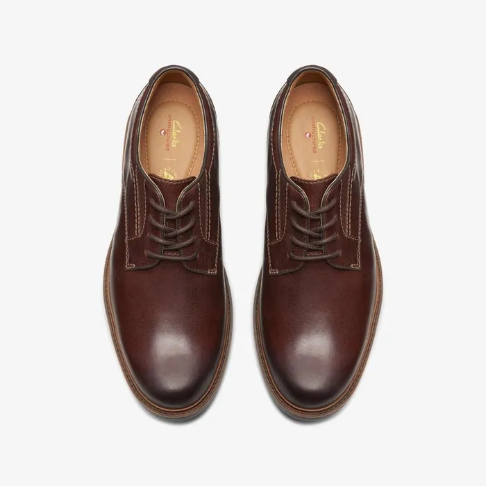 Un Shire Low Brown Leather Men Clarks Casual Dress Shoes