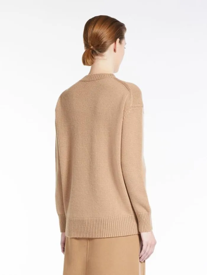 Woman Oversized Wool And Cashmere Sweater Camel Maxmara Knitwear And Sweatshirts Woman Oversized Wool And Cashmere Sweater Camel Maxmara Knitwear And Sweatshirts