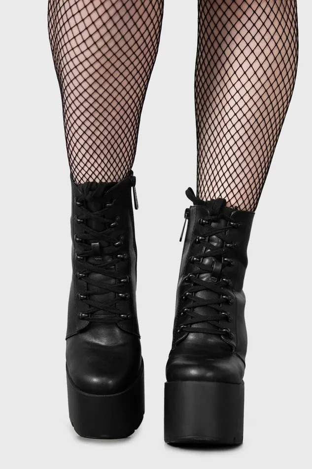 Women Boots Killstar Crescent Boots