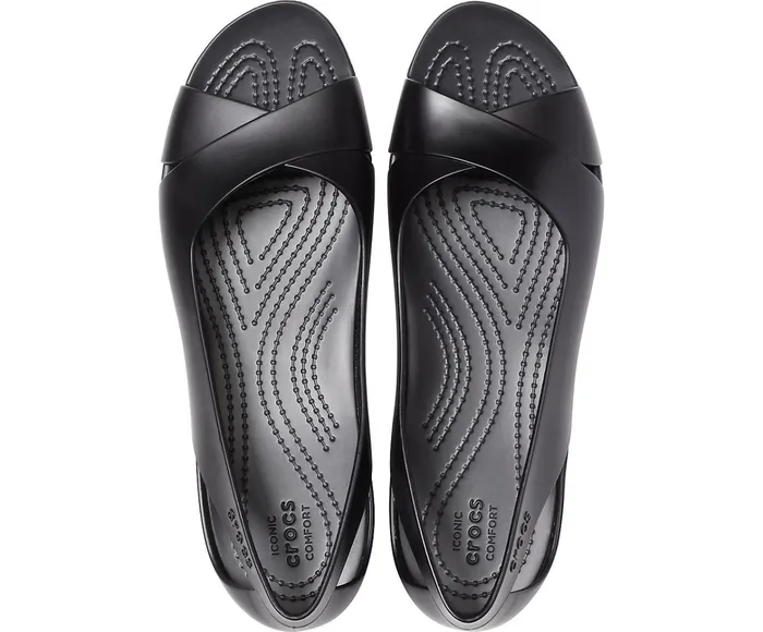 Women Crocs Serena Flat Black Crocs Sandals