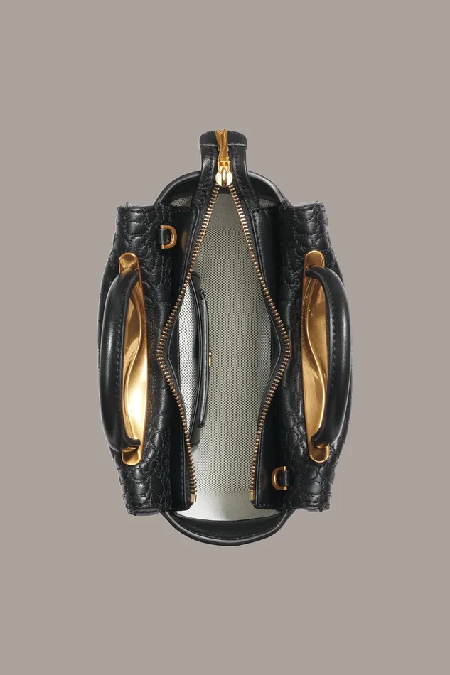 Women Crossbody Bags And Satchels Donna Karan JERICHO CROSSBODY Black Women Crossbody Bags And Satchels Donna Karan JERICHO CROSSBODY Black