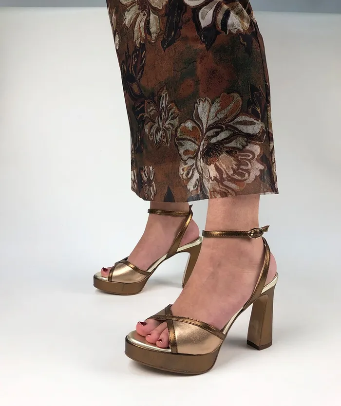 Women Illas Metallic 8211 Heeled Sandals Pedro Miralles