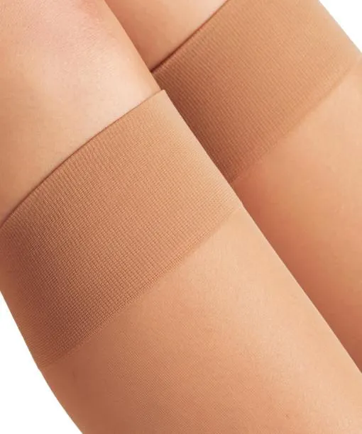 Women Matt Deluxe 20 DEN Women Kneehigh Socks Powder FALKE Fullyfashioned Stockings