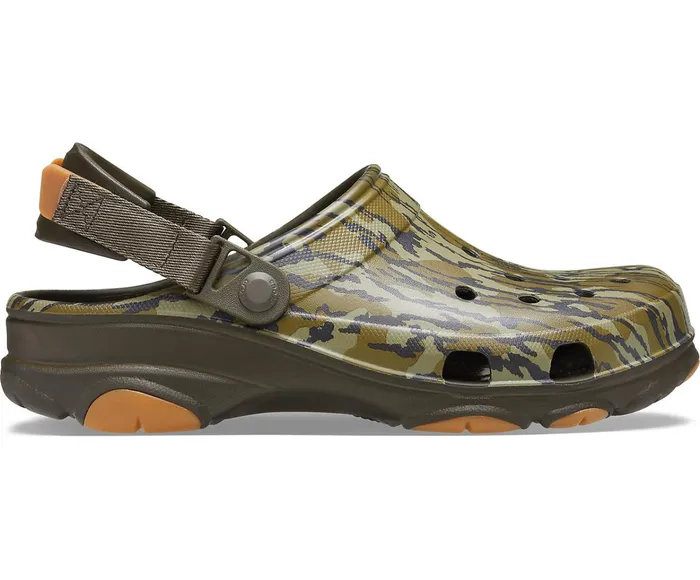 WomenMen Classic AllTerrain Mossy Oak Bottomland Clog Khaki Crocs Clogs