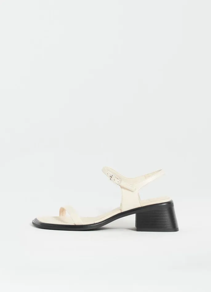 Women Vagabond Sandals INES SANDALS Offwhite Leather